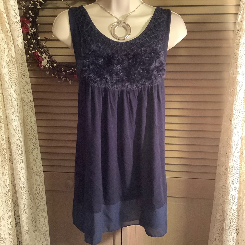JCP soft knit tank top tunic with quilted pattern bodice & chiffon hem Large
